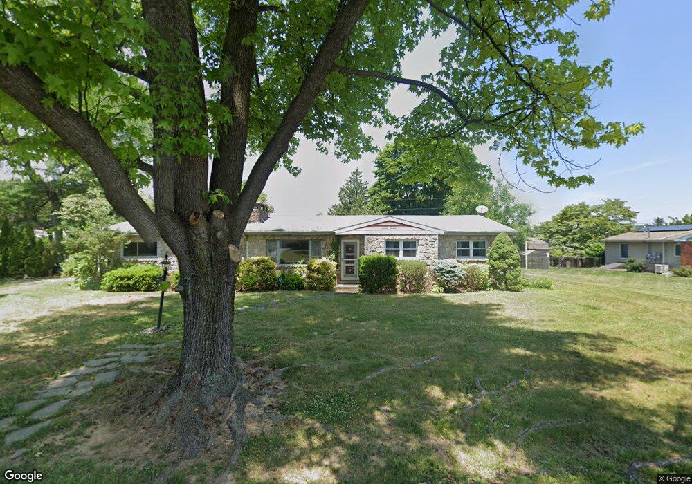 2915 W Pennsylvania St, Allentown, PA 18104 - photo 1