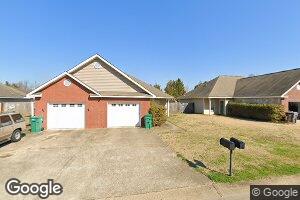 27 Pine Meadows Cir, Elmore, AL 36025