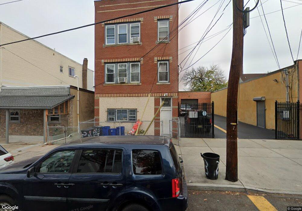 213 Berkeley Ave, Newark, NJ 07107 - photo 1