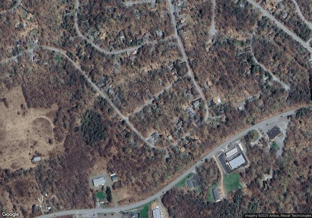 83 Garden Dr, Hamlin, PA 18427 - photo 1