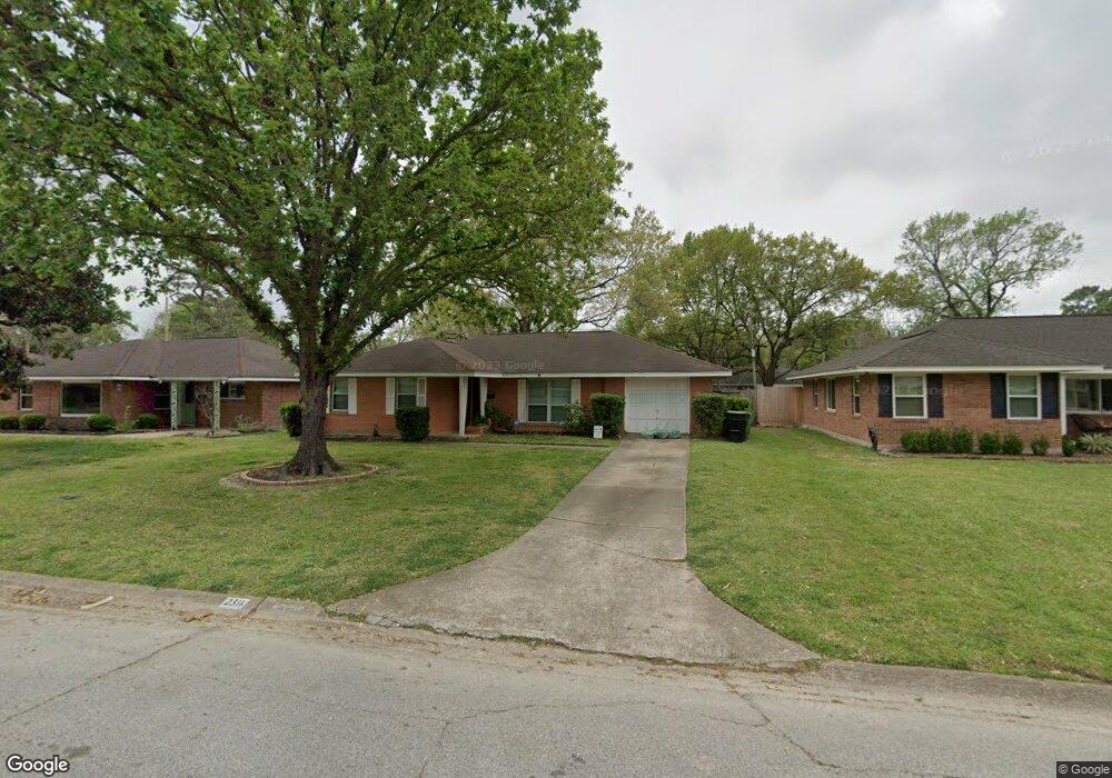 2311 Cheshire Ln, Houston, TX 77018 - photo 1