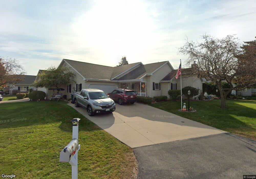 2941 W Big Bend Dr, Appleton, WI 54914 - photo 1