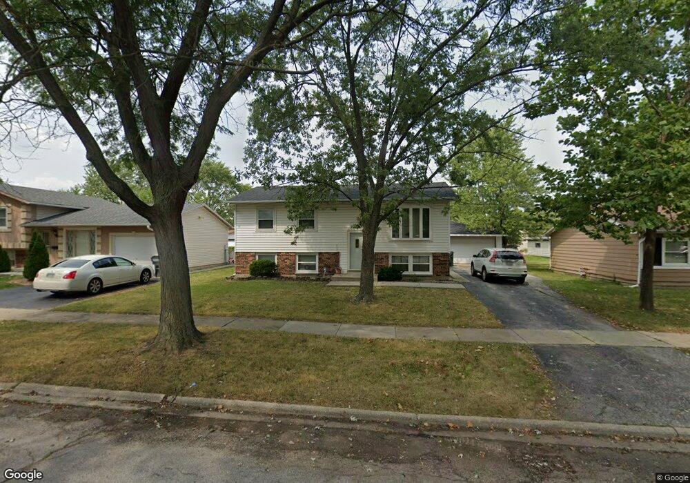 3606 Glynwood Ln, Hazel Crest, IL 60429 - photo 1