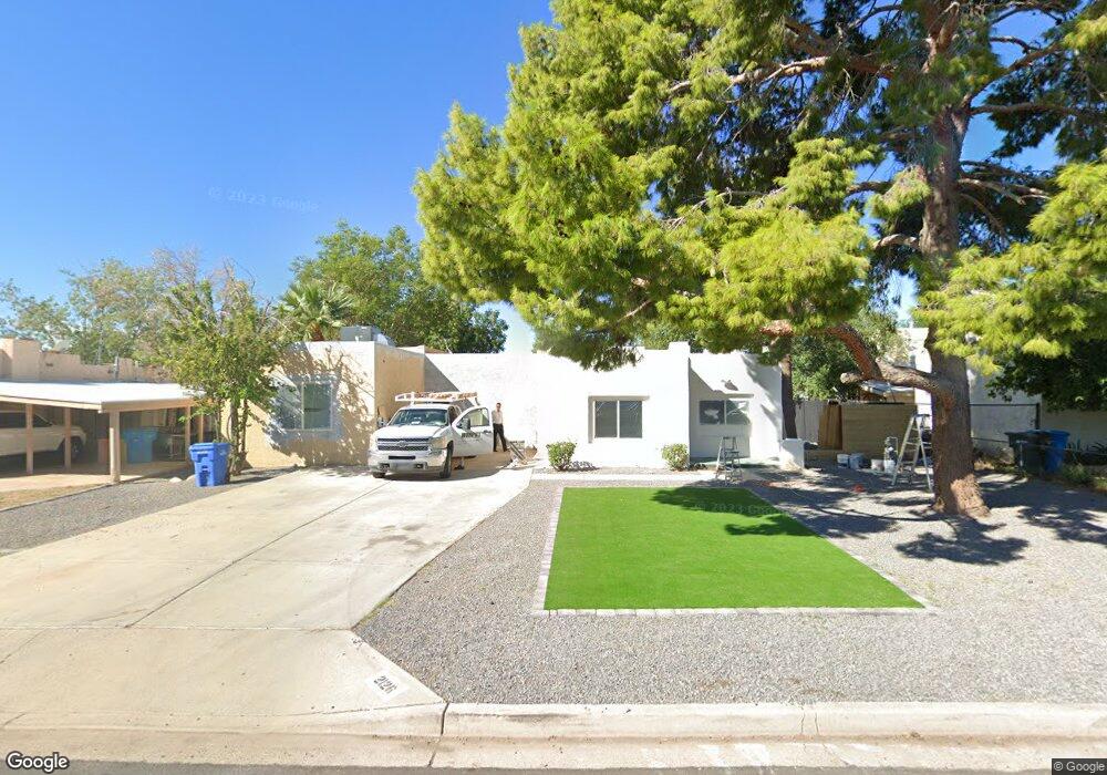 2126 N 25th Place unit 2, Phoenix, AZ 85008 - photo 1
