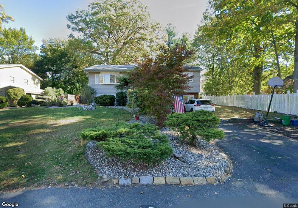 14 Robin Place, West Nyack, NY 10994 - photo 1