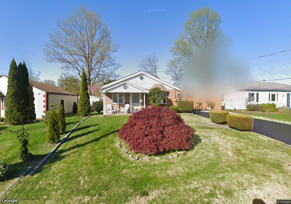 86 Kingsley Dr, Yonkers, NY 10710 - photo 1