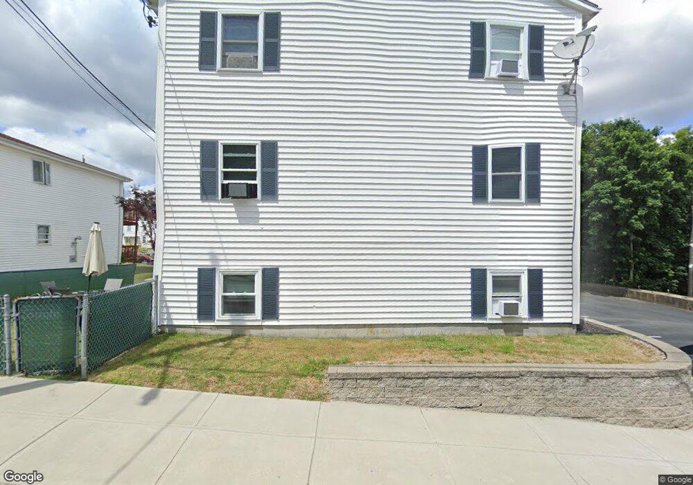 324 Snell St unit 1, Fall River, MA 02721 - photo 1