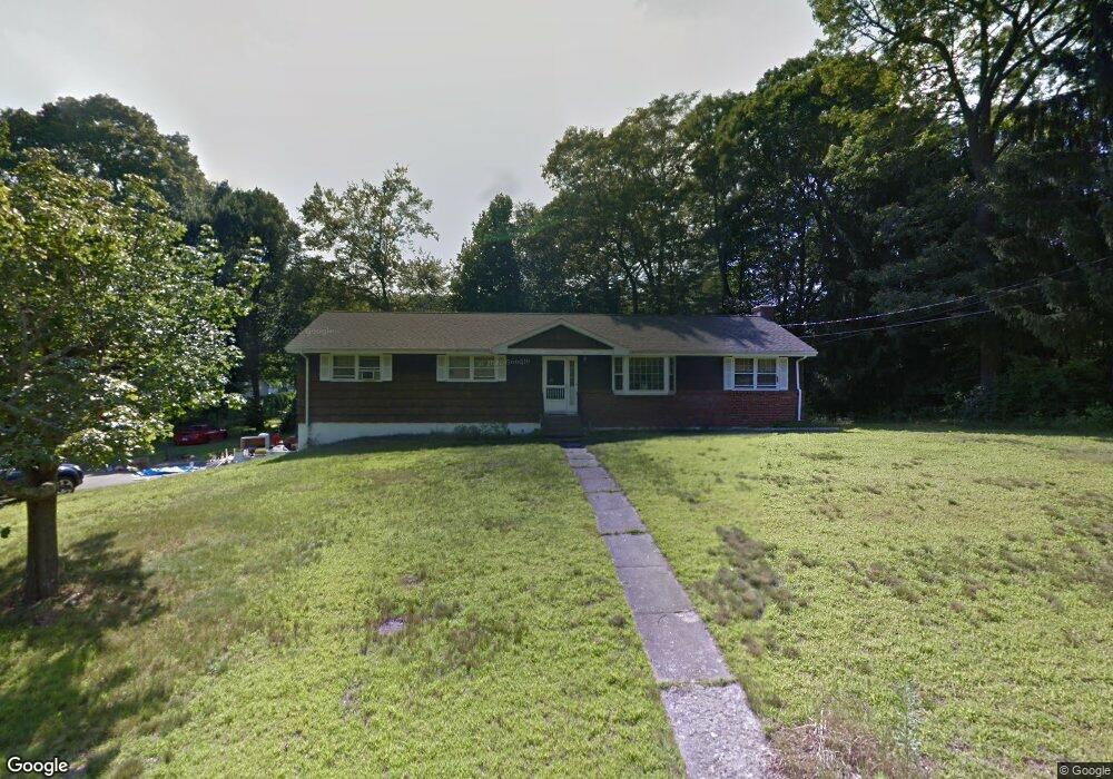 49 Tanager Ln, Trumbull, CT 06611 - photo 1