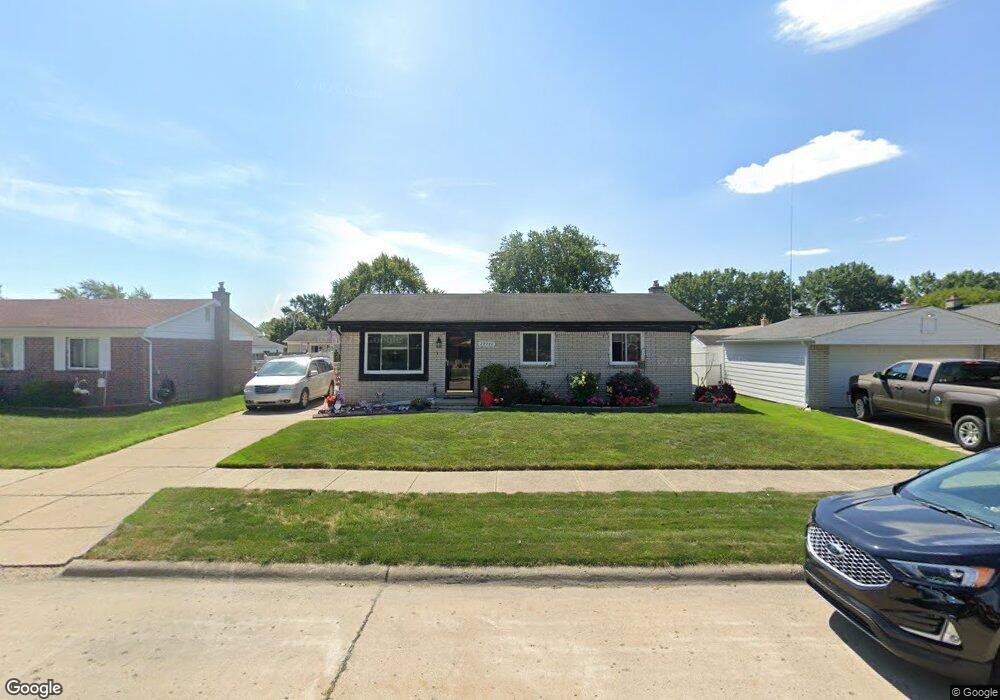 29990 Drager Dr, Roseville, MI 48066 - photo 1