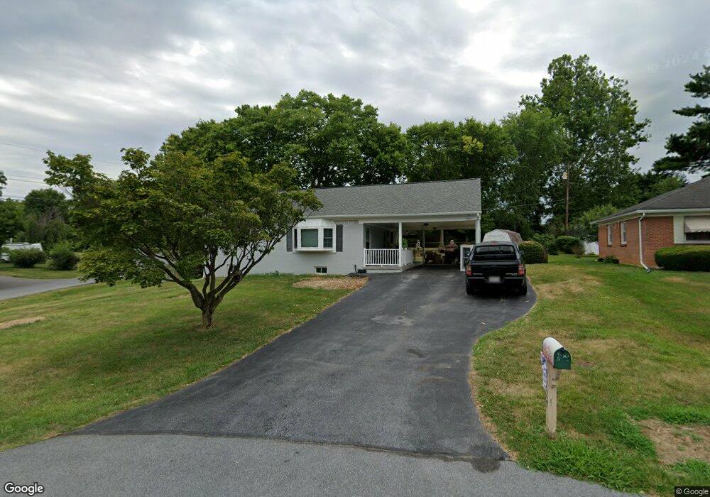 10729 Hoffman Dr, Williamsport, MD 21795 - photo 1