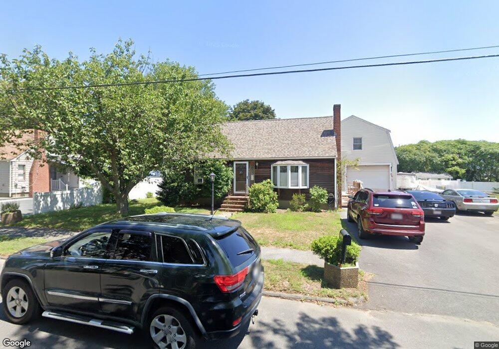 7 Walter Rd, Danvers, MA 01923 - photo 1