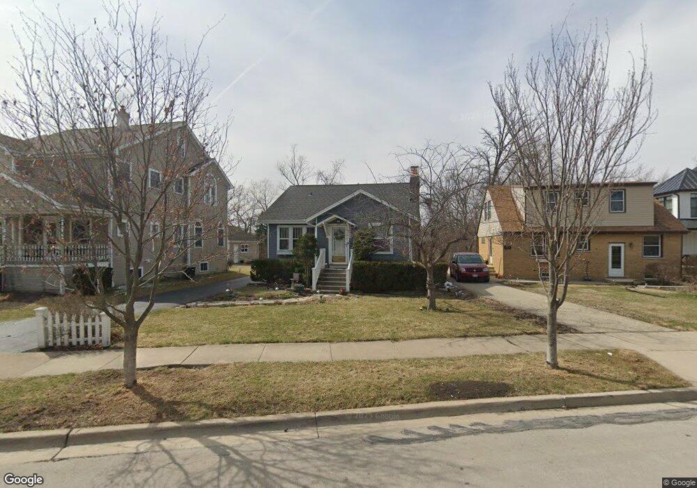 558 S Rex Blvd, Elmhurst, IL 60126 - photo 1