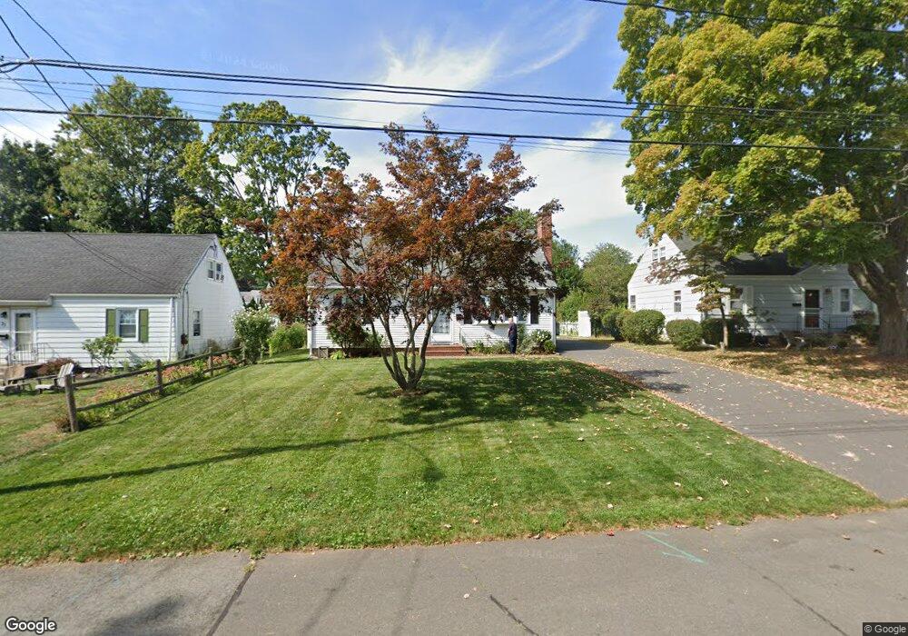 21 Lewis Ln, West Hartford, CT 06110 - photo 1