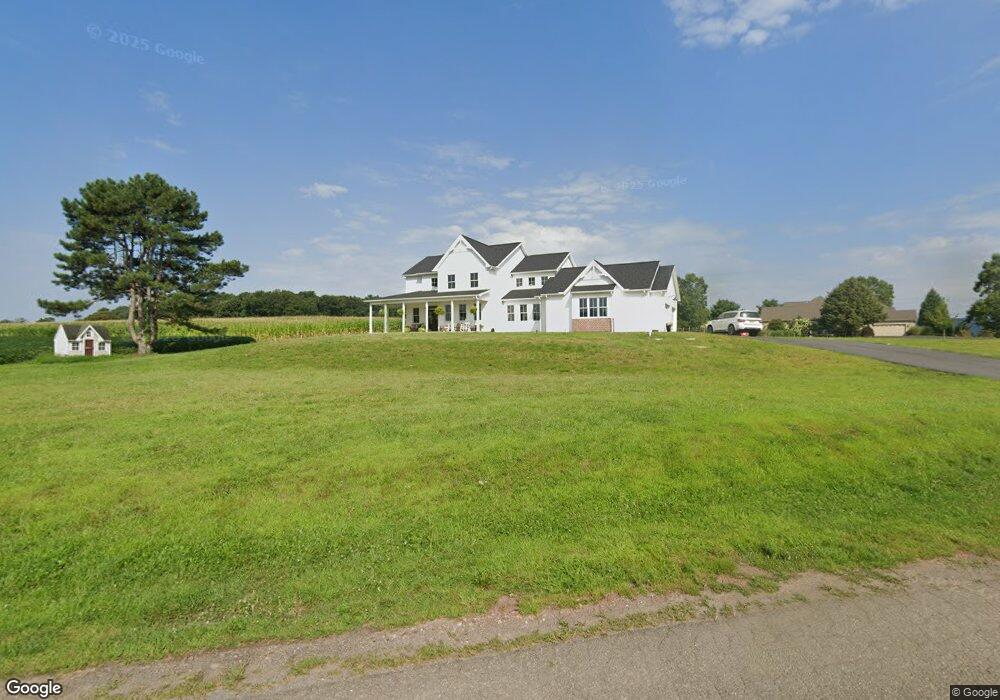 19 Burning Tree Dr, Sugarloaf, PA 18249 - photo 1