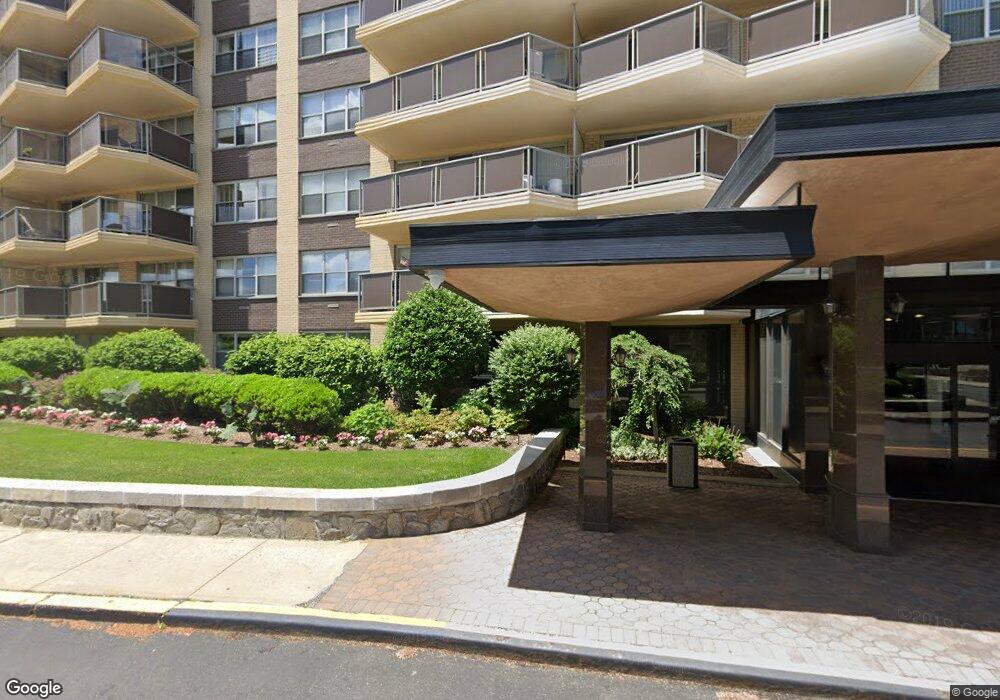 The Americana unit Ph P, Bayside, NY 11360 - photo 1