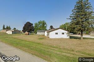504 W Maple St, Calmar, IA 52132