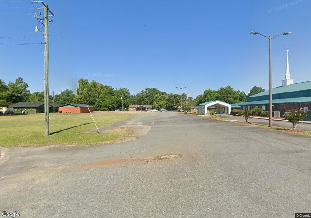 409 Letitia Ave S, Douglas, GA 31533 - photo 1