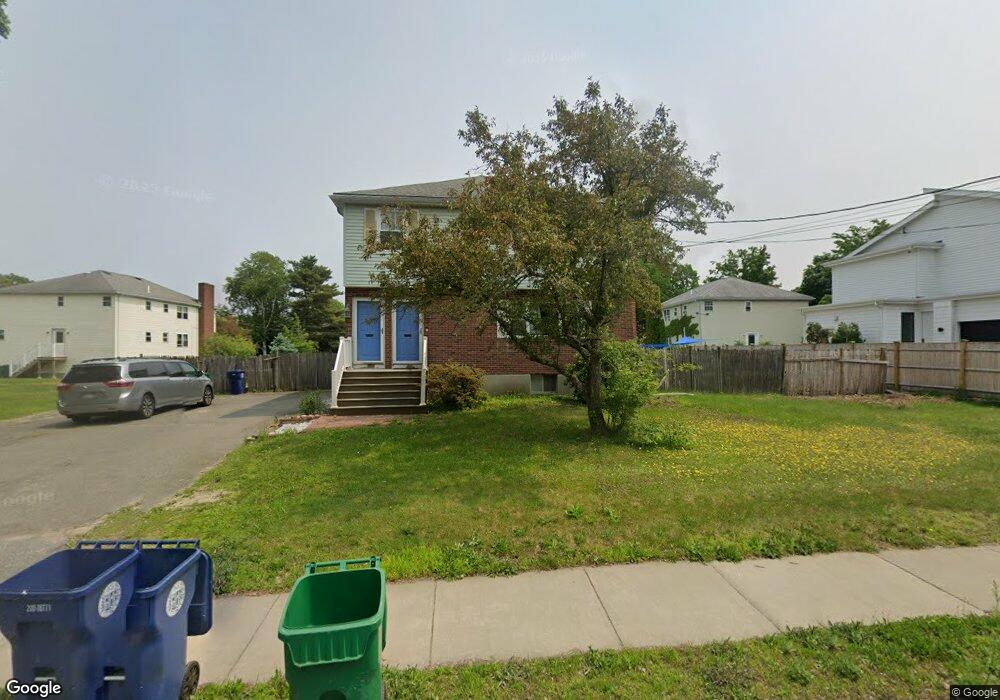 256 Lagrange St, Chestnut Hill, MA 02467 - photo 1