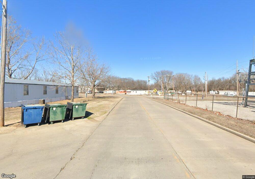 615 W Ramm Rd, Claremore, OK 74017 - photo 1