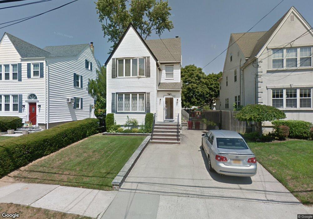 155 Locust St, Valley Stream, NY 11581 - photo 1