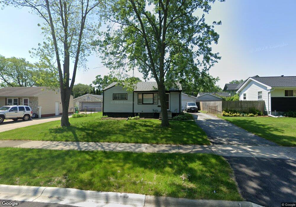 2735 Navaho Rd, Waukegan, IL 60087 - photo 1