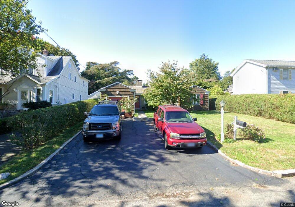 4 Auburn St, Norwalk, CT 06854 - photo 1