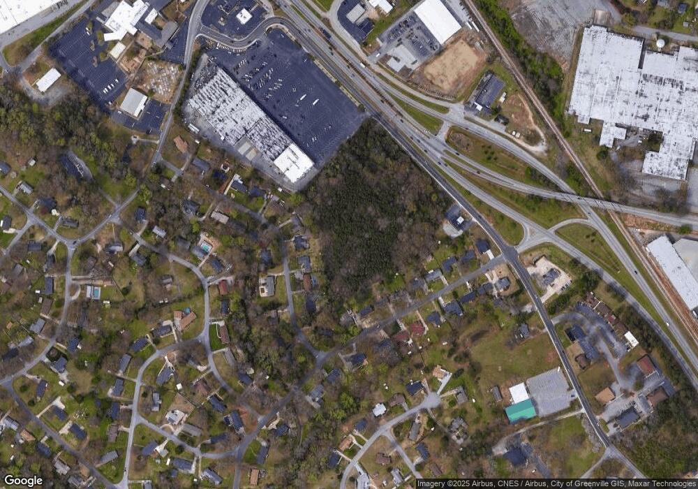 210 Beaucrest Place, Mauldin, SC 29662 - photo 1