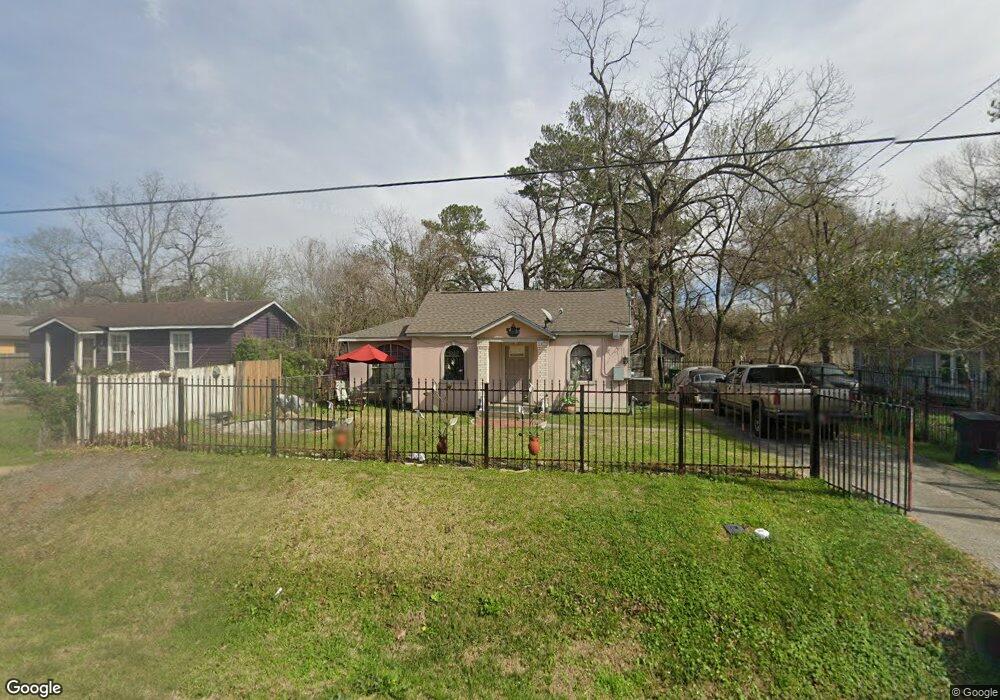 7816 Schneider St, Houston, TX 77093 - photo 1