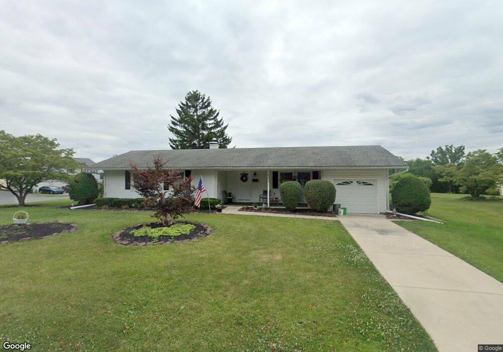 4408 Hoffman Dr, Whitehall, PA 18052 - photo 1