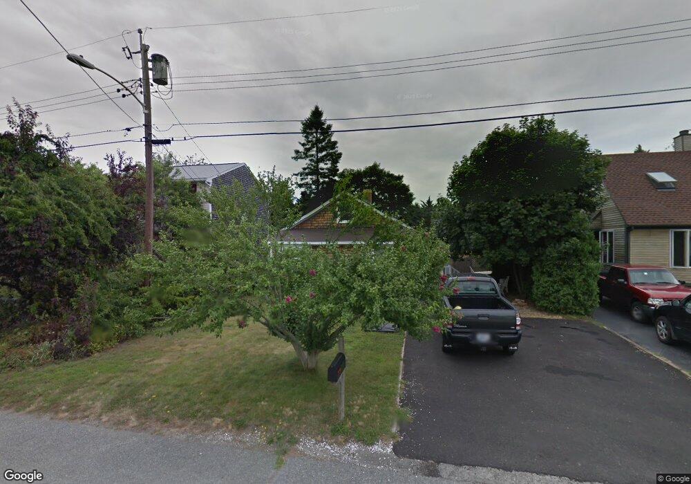 39 Holliston Ave, Portsmouth, RI 02871 - photo 1