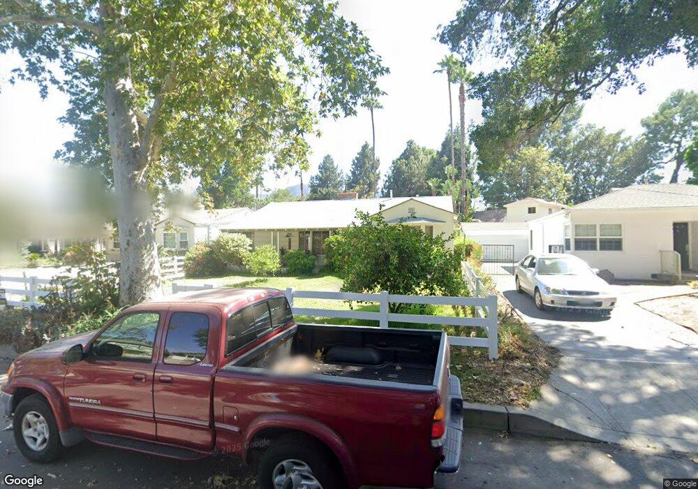 2015 W Parkside Ave, Burbank, CA 91506 - photo 1