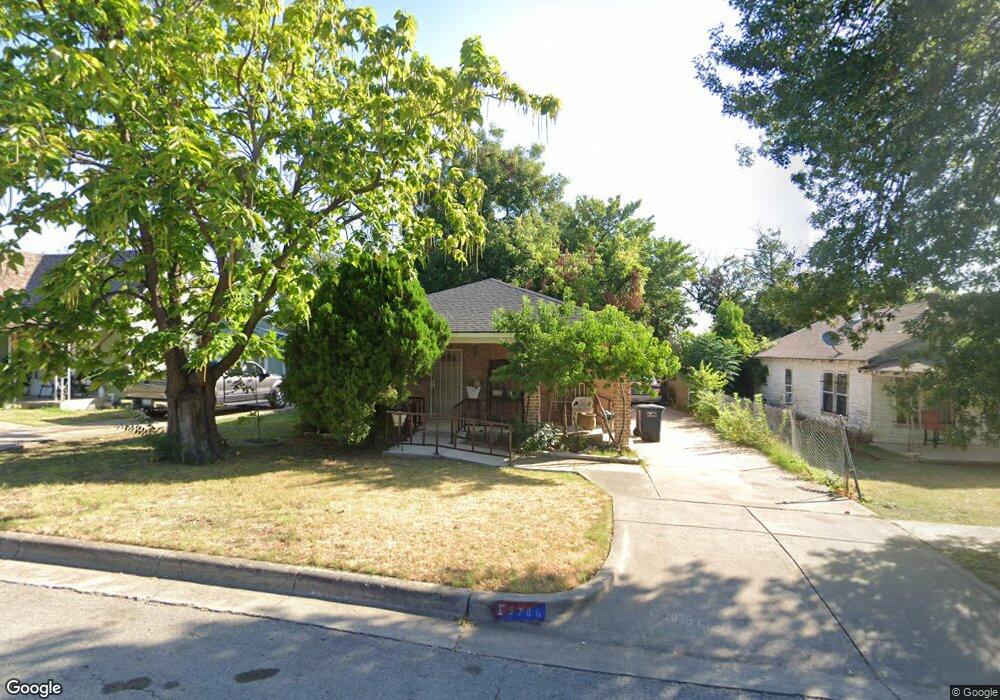 2706 NW 26th St, Fort Worth, TX 76106 - photo 1