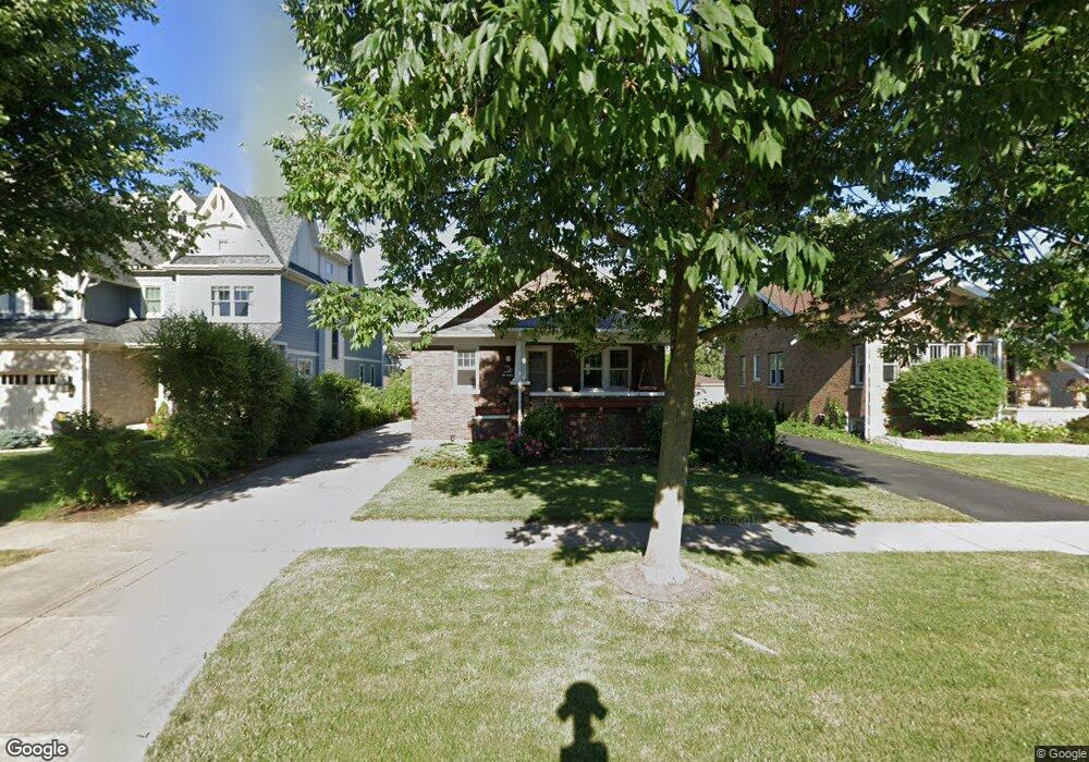 249 N Myrtle Ave, Elmhurst, IL 60126 - photo 1