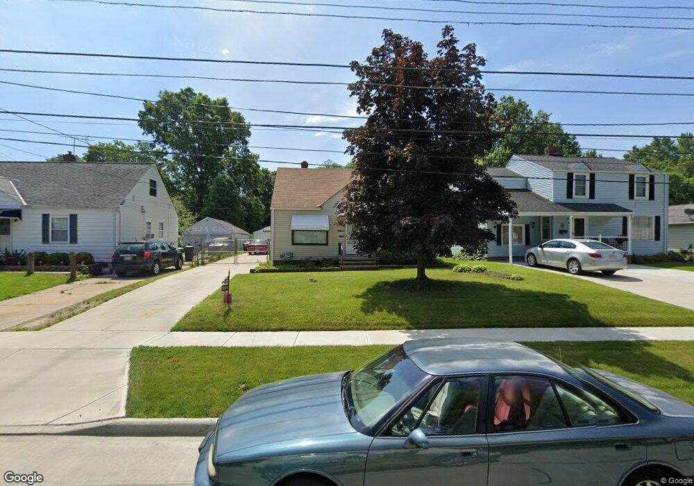 29106 Elm Ave, Wickliffe, OH 44092 - photo 1