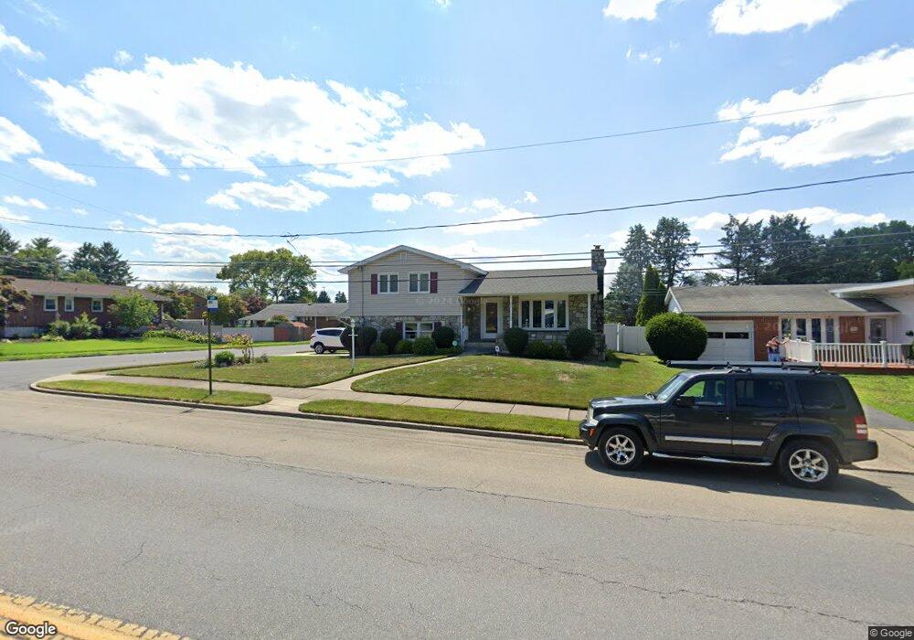 2403 East Blvd, Bethlehem, PA 18017 - photo 1