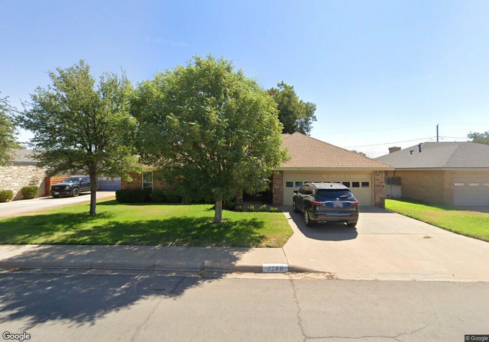 2200 Wydewood Dr, Midland, TX 79707 - photo 1