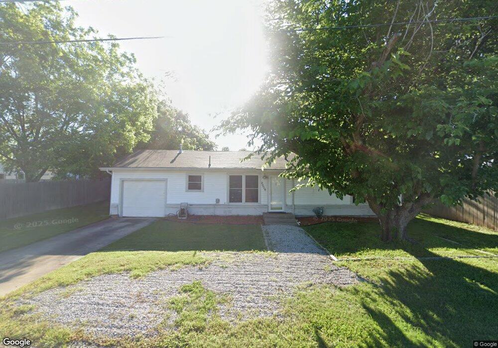 2006 Woodbine St, Cleburne, TX 76031 - photo 1