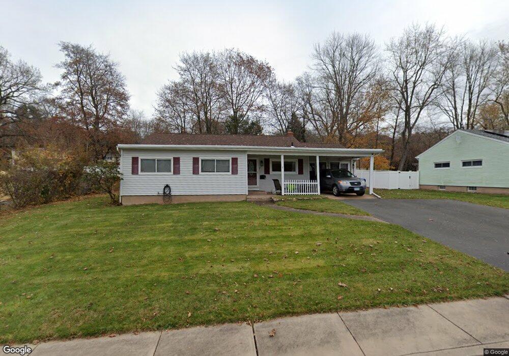 11 Alice Dr, Manchester, CT 06042 - photo 1