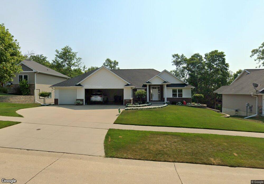 2009 Andrew Charles Dr NW, Cedar Rapids, IA 52405 - photo 1