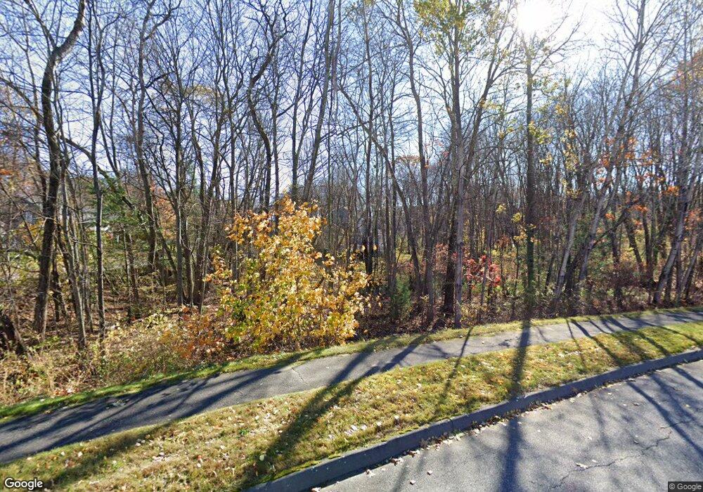 4 Bayberry Cir, Shrewsbury, MA 01545 - photo 1