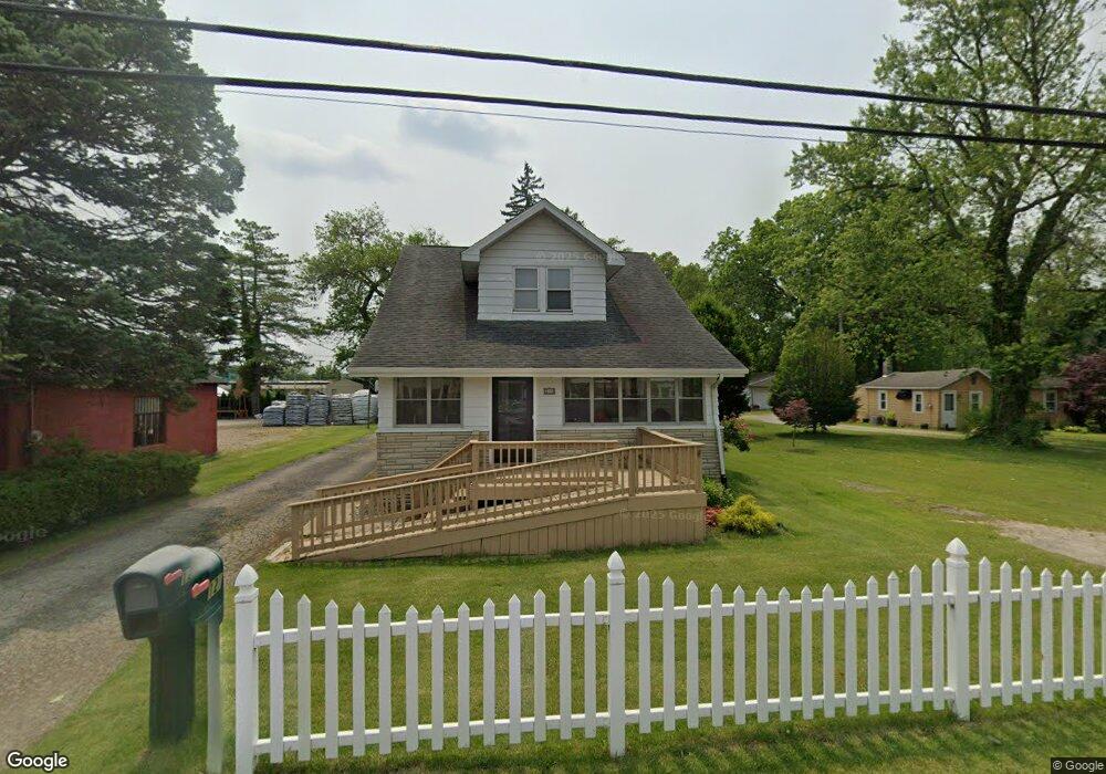 126 W Pendle St, South Bend, IN 46637 - photo 1