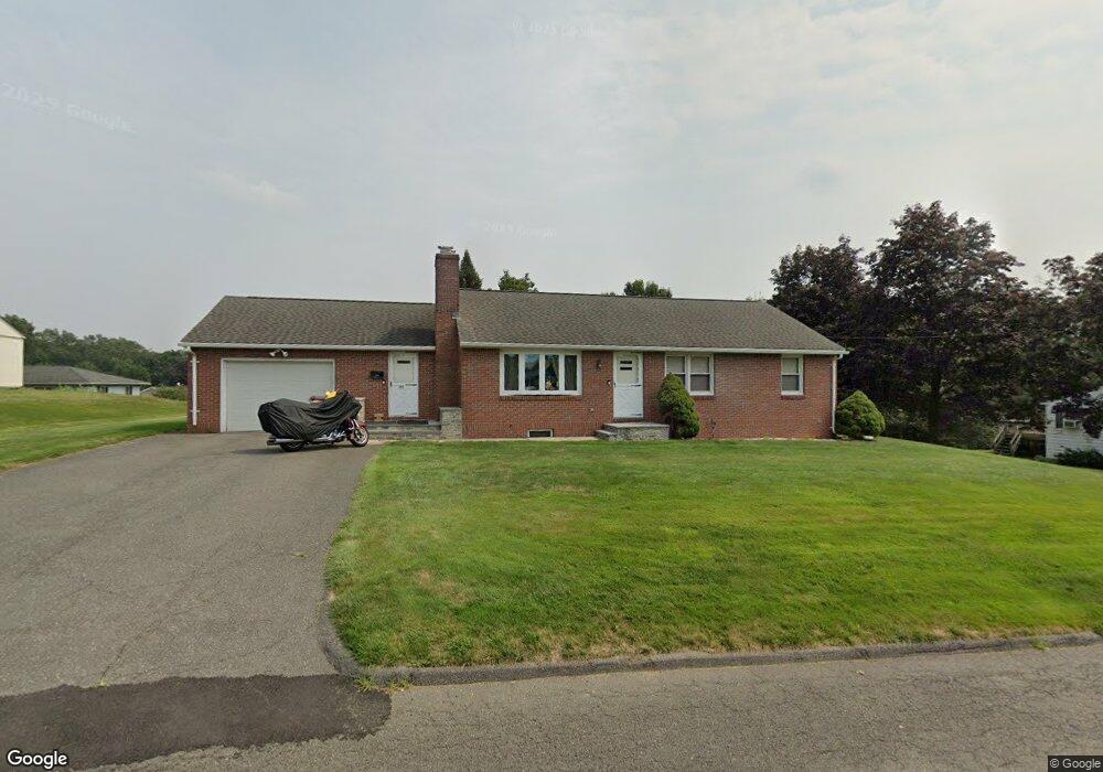 117 Oakridge St, Ludlow, MA 01056 - photo 1