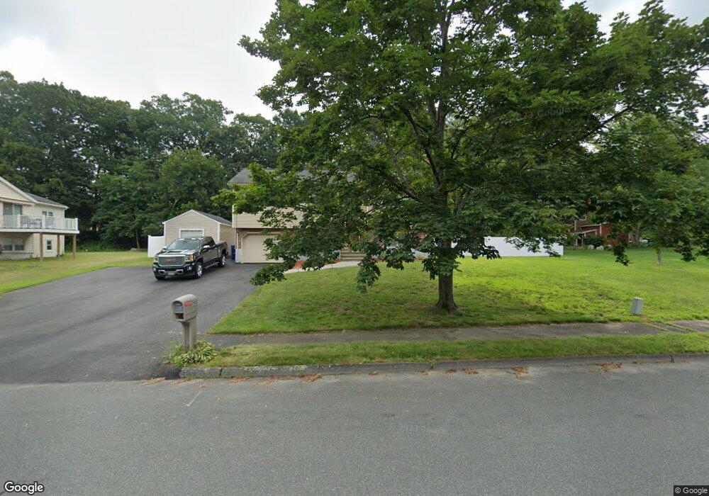 34 Lucaya Cir, Wilmington, MA 01887 - photo 1