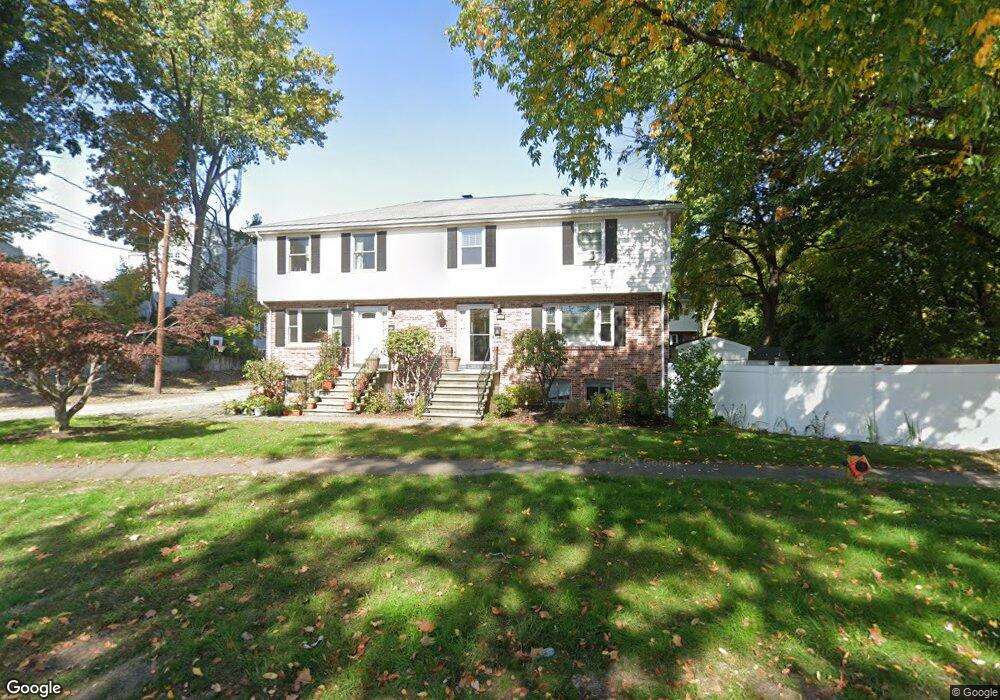 301 Grove St, Waltham, MA 02453 - photo 1