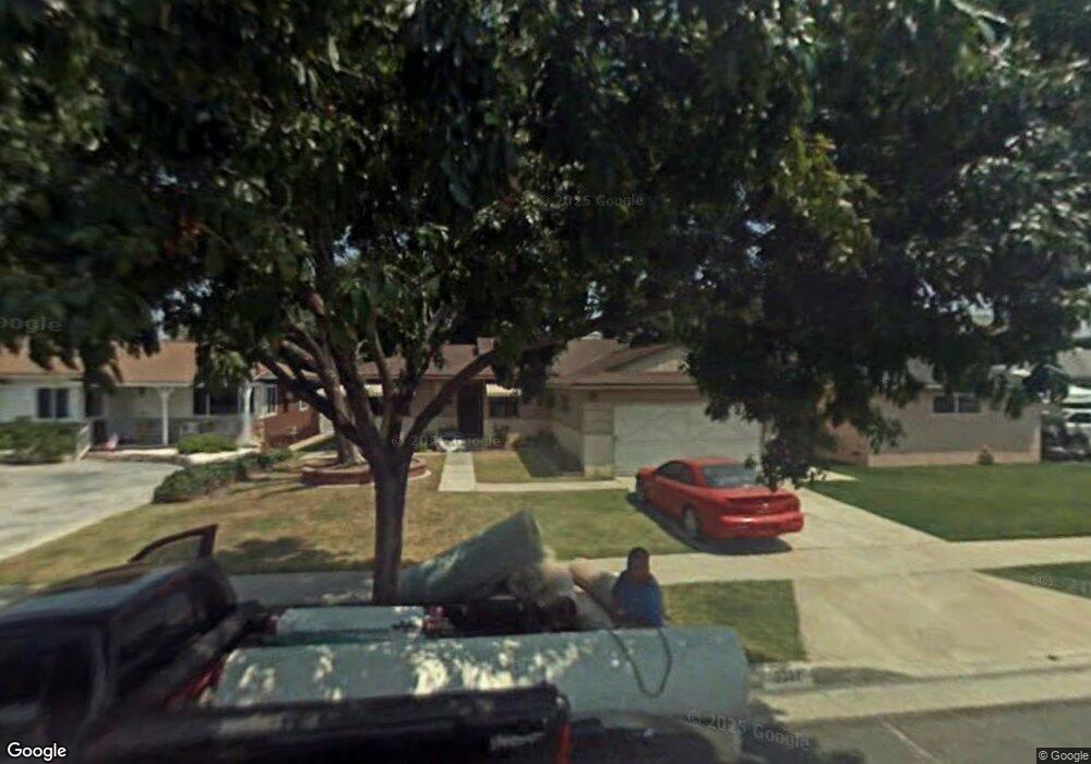 3323 Wolfe St, Lakewood, CA 90712 - photo 1