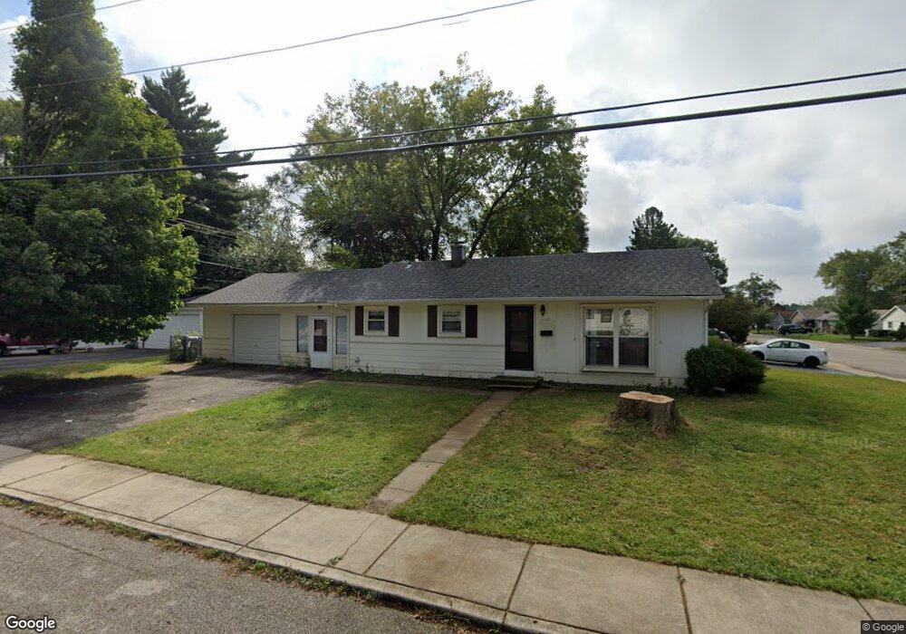 2502 Mocassin Ln unit 5, Carpentersville, IL 60110 - photo 1