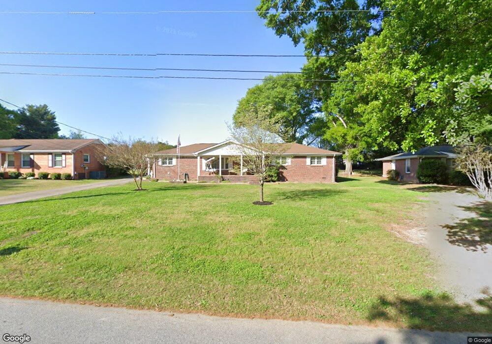 211 Ivy Dr, Simpsonville, SC 29680 - photo 1