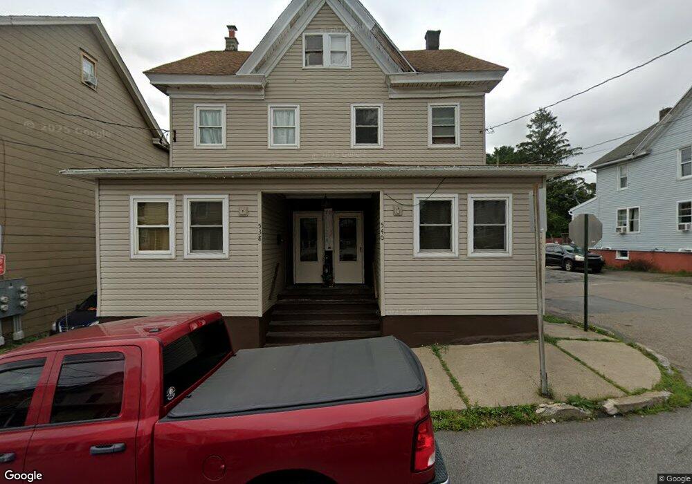 540 Seybert St, Hazleton, PA 18201 - photo 1