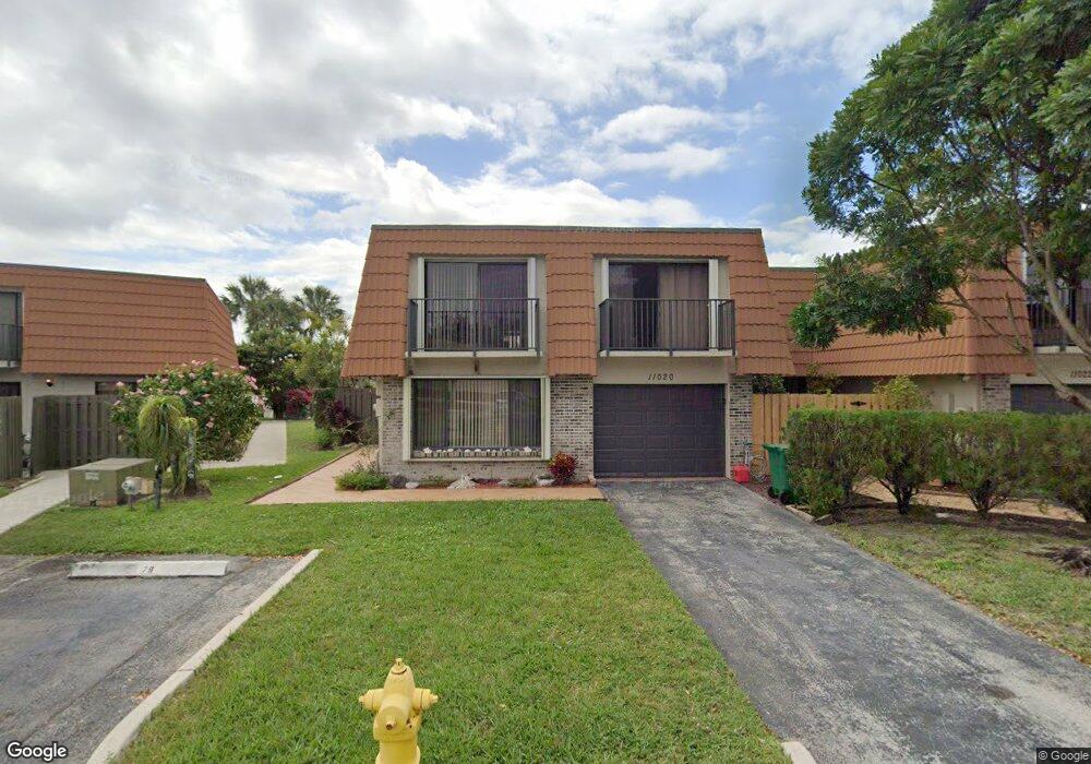 11020 N Harmony Lake Cir, Davie, FL 33324 - photo 1