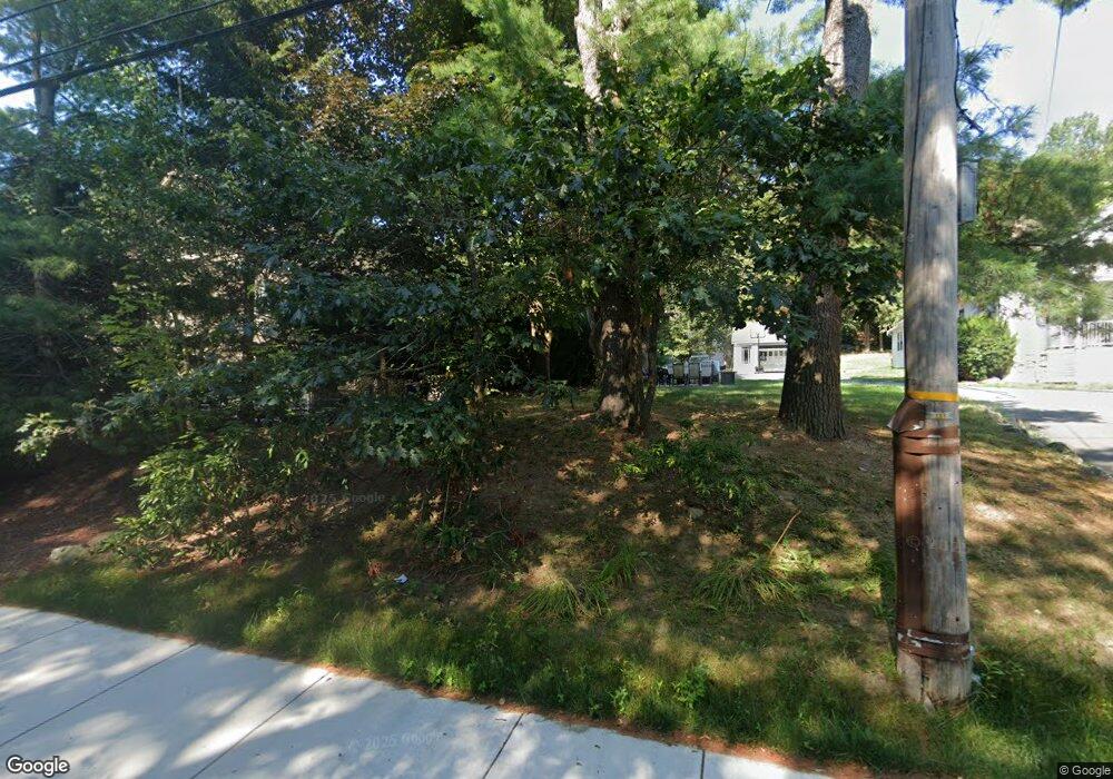 10 Chestnut Ln, Lexington, MA 02421 - photo 1